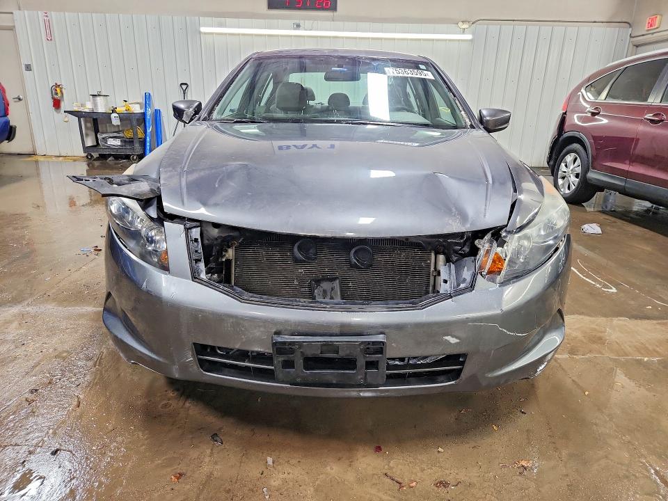 Photo 5 from auction – 2010 HONDA ACCORD with VIN 1HGCP2F48AA123203