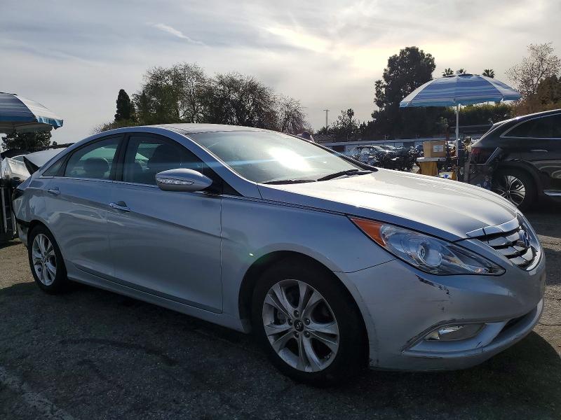 Photo 4 from auction – 2012 HYUNDAI SONATA SE with VIN 5NPEC4AC3CH313693