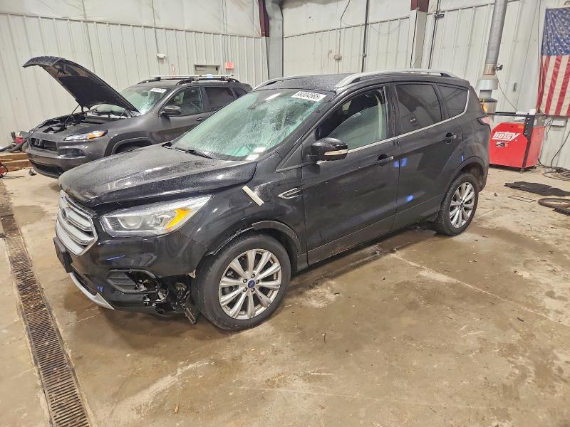 FORD ESCAPE TIT 2017 z numerem VIN 1FMCU9J97HUB75445 - Zdjęcie z aukcji