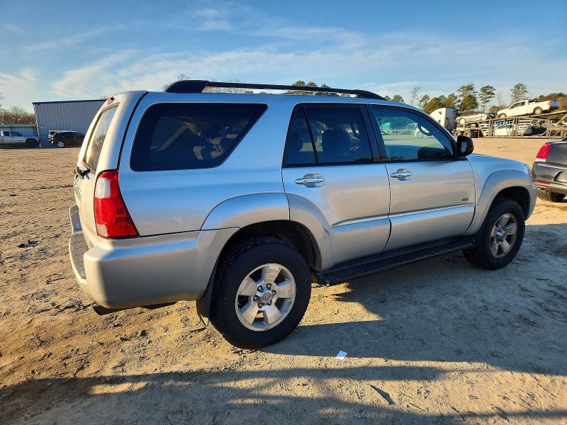 صورة رقم 3 من المزاد - 2006 TOYOTA 4RUNNER SR مع VIN JTEZU14RX60066957