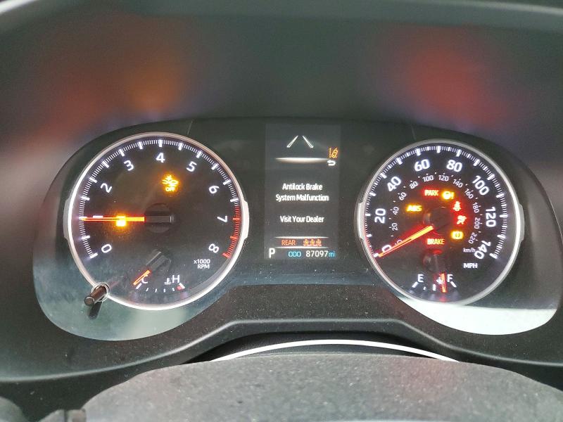 Photo 9 from auction – 2020 TOYOTA RAV4 with VIN 2T3K1RFV3LW061890
