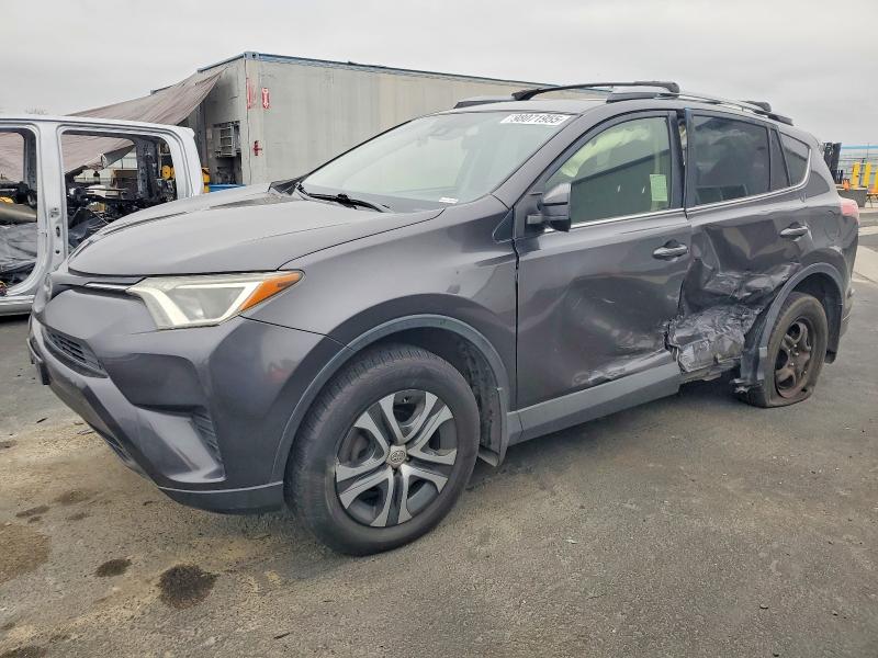 TOYOTA RAV4 LE 2018 with VIN JTMZFREVXJJ178606 - Photo from auction