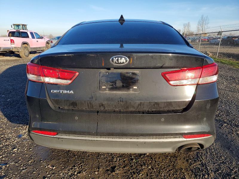 Photo 6 from auction – 2018 KIA OPTIMA with VIN 5XXGT4L34JG261070