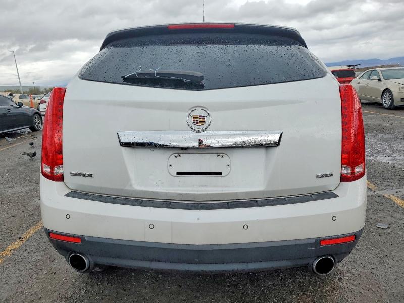 Photo 6 from auction – 2015 CADILLAC SRX with VIN 3GYFNBE39FS634025