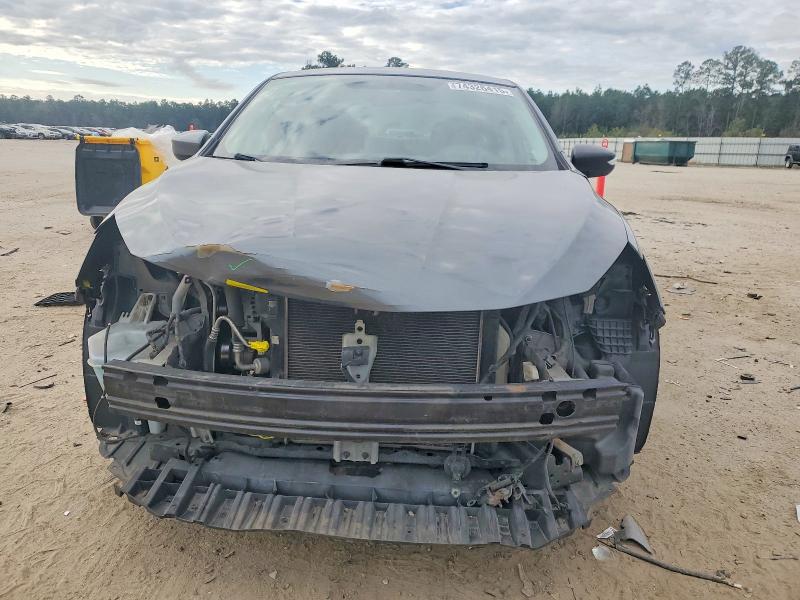 Photo 5 from auction – 2017 NISSAN SENTRA S with VIN 3N1AB7AP7HL713658