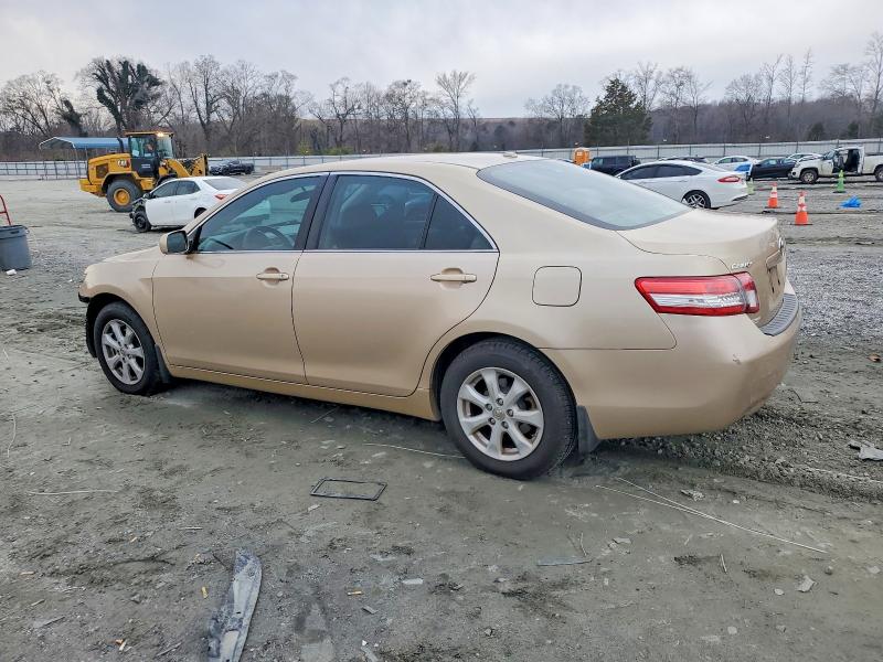 Photo 2 from auction – 2011 TOYOTA CAMRY with VIN 4T1BF3EK1BU221083