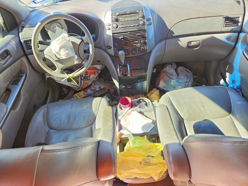 Photo 8 from auction – 2008 TOYOTA SIENNA with VIN 5TDZK23C78S167743