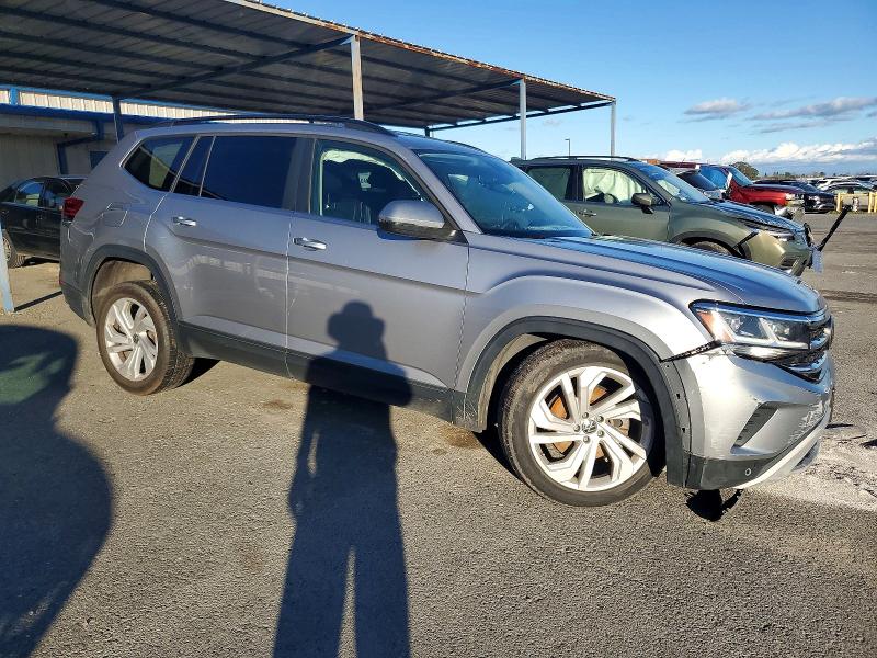 Photo 4 from auction – 2021 VOLKSWAGEN ATLAS SE with VIN 1V2WR2CA4MC577018