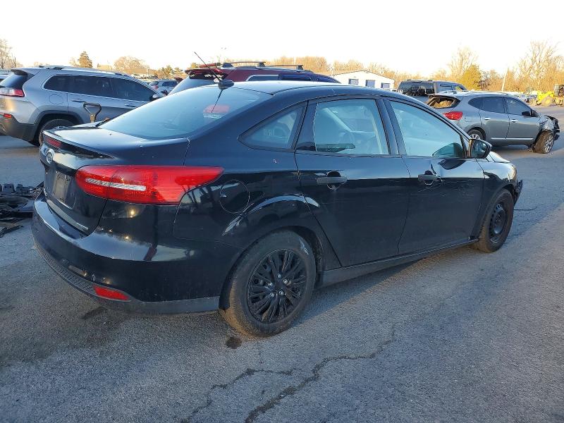 Photo 3 from auction – 2016 FORD FOCUS S with VIN 1FADP3E27GL203040
