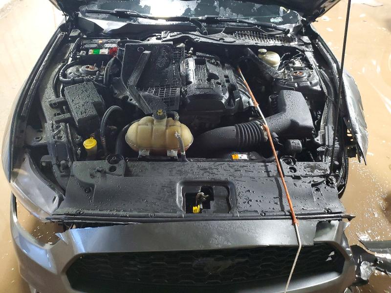 Photo 11 from auction – 2016 FORD MUSTANG with VIN 1FATP8UH1G5324231