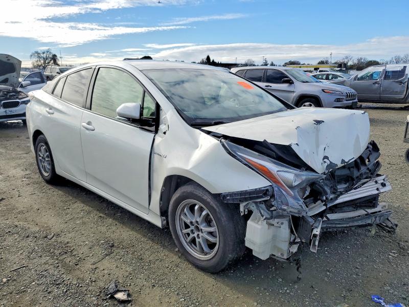 Photo 4 from auction – 2016 TOYOTA PRIUS with VIN JTDKARFU1G3525307