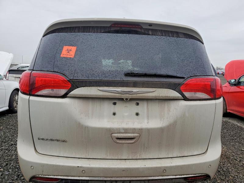 Photo 6 from auction – 2017 CHRYSLER PACIFICA T with VIN 2C4RC1EG7HR570198