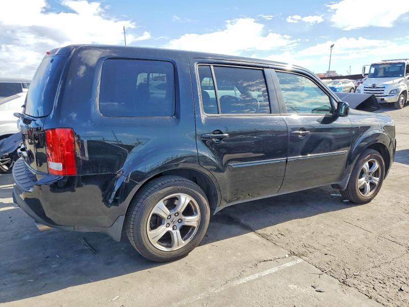 Foto 3 de la subasta – 2014 HONDA PILOT EXL con VIN 5FNYF3H5XEB017271