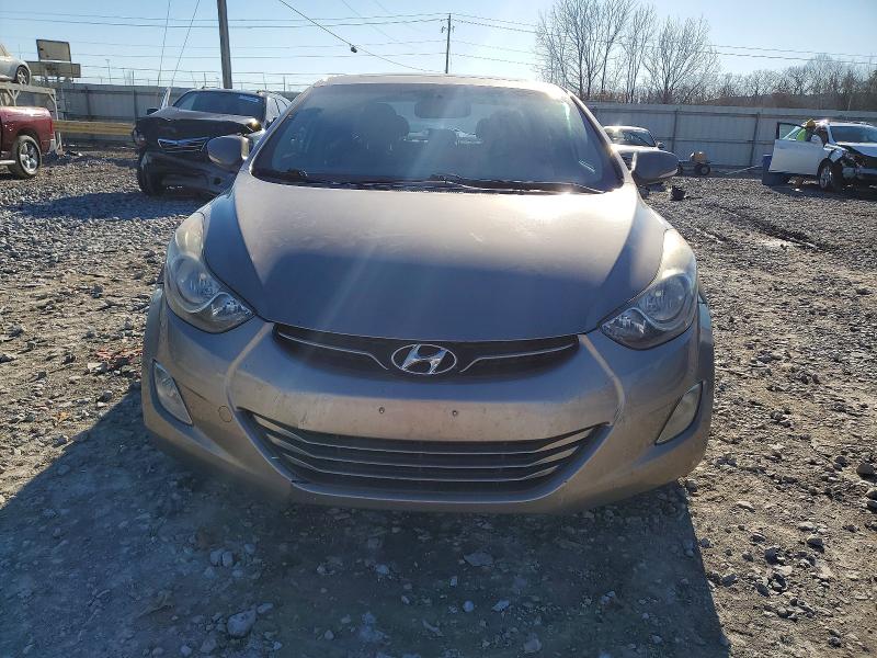Photo 5 from auction – 2012 HYUNDAI ELANTRA GL with VIN 5NPDH4AE0CH144473