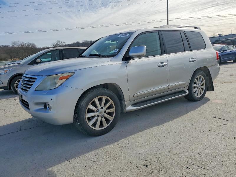 صورة رقم 1 من المزاد - 2011 LEXUS LX 570 مع VIN JTJHY7AX1B4061219