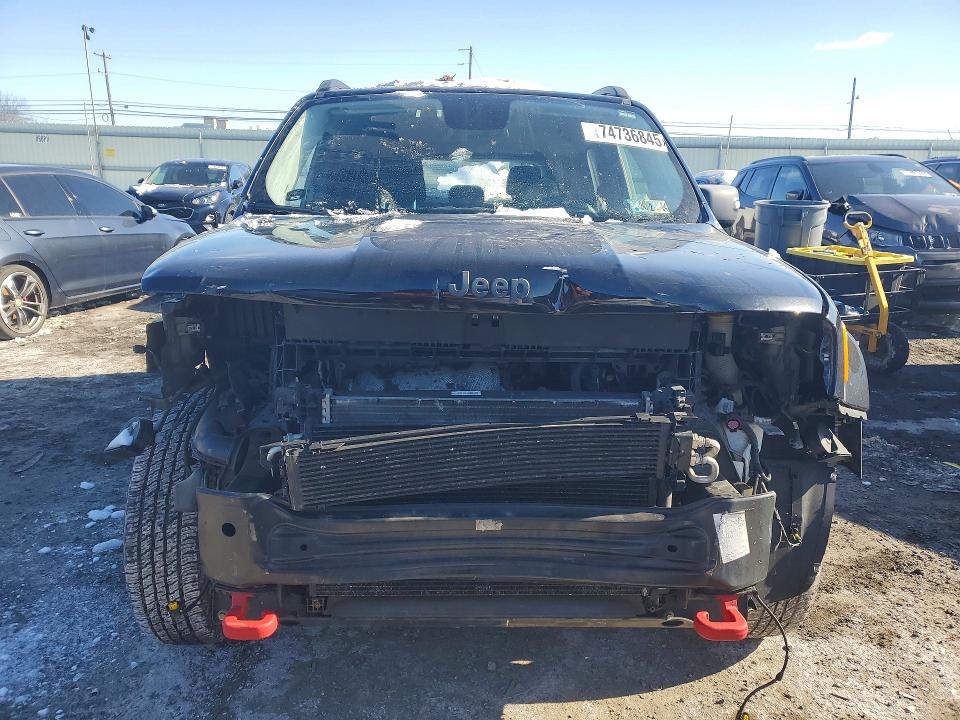 Photo 5 from auction – 2017 JEEP RENEGADE T with VIN ZACCJBCB6HPE79677