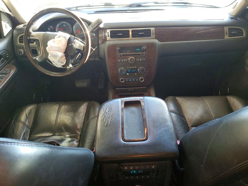 Photo 8 from auction – 2007 GMC YUKON DENA with VIN 1GKFK63837J184061