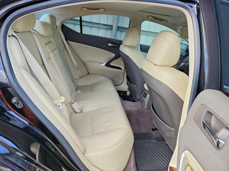 Photo 10 from auction – 2010 LEXUS IS 350 with VIN JTHBE5C22A2017486