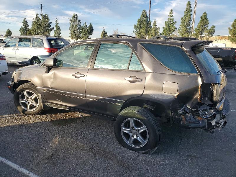 Photo 2 from auction – 2002 LEXUS RX 300 with VIN JTJGF10U220139116
