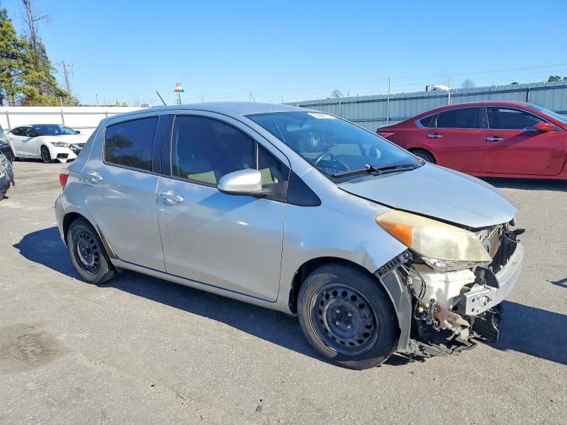 Photo 4 from auction – 2012 TOYOTA YARIS with VIN JTDKTUD36CD522995
