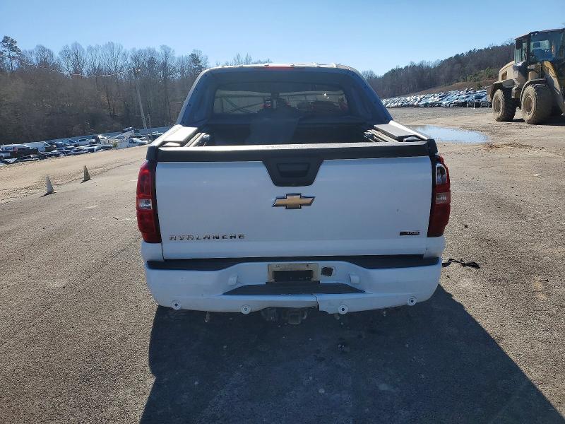 Photo 6 from auction – 2010 CHEVROLET AVALANCHE with VIN 3GNVKFE08AG271355