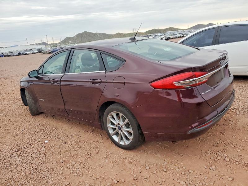 Photo 2 from auction – 2017 FORD FUSION with VIN 3FA6P0LU3HR279899