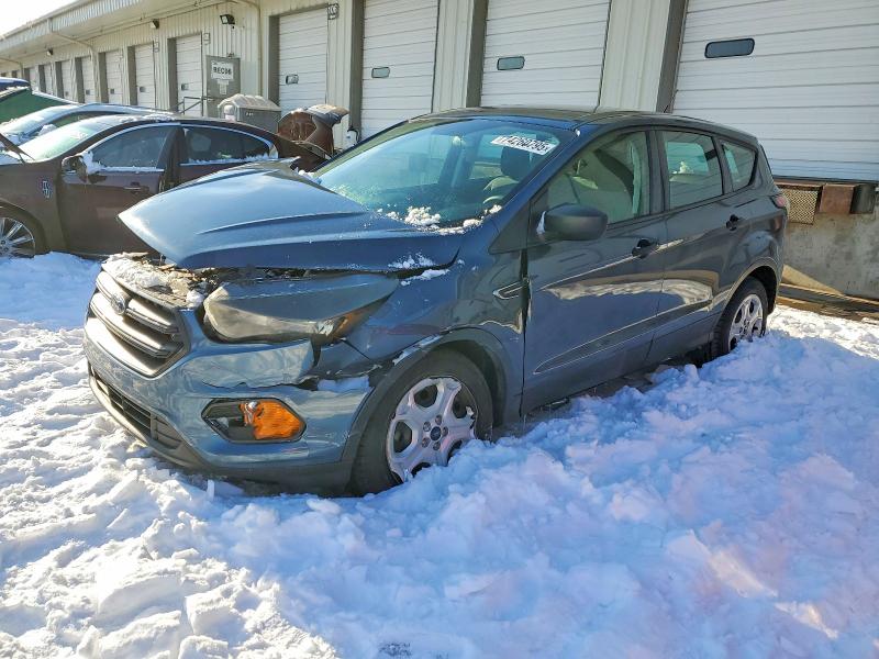 FORD ESCAPE 2018 with VIN 1FMCU0F7XJUA03046 - Photo from auction