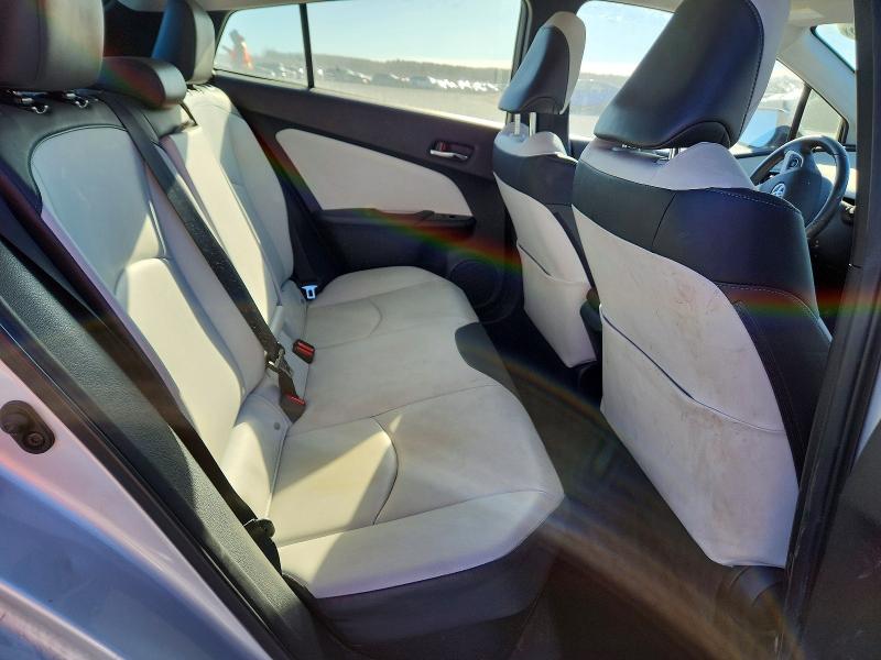 Photo 10 from auction – 2016 TOYOTA PRIUS with VIN JTDKARFU0G3506036