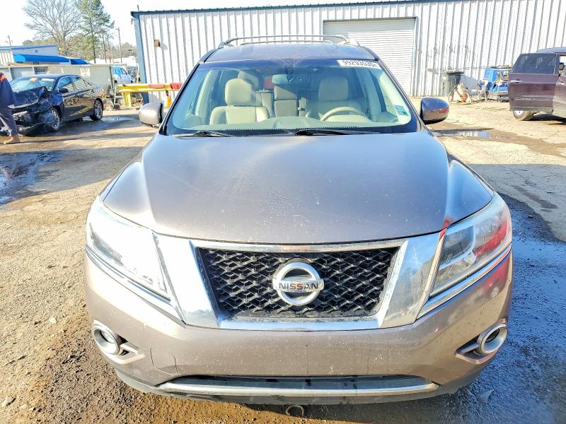 Photo 5 from auction – 2013 NISSAN PATHFINDER with VIN 5N1AR2MN0DC662799
