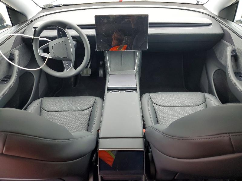 Photo 8 from auction – 2026 TESLA MODEL Y with VIN 7SAYGDED5TF537022