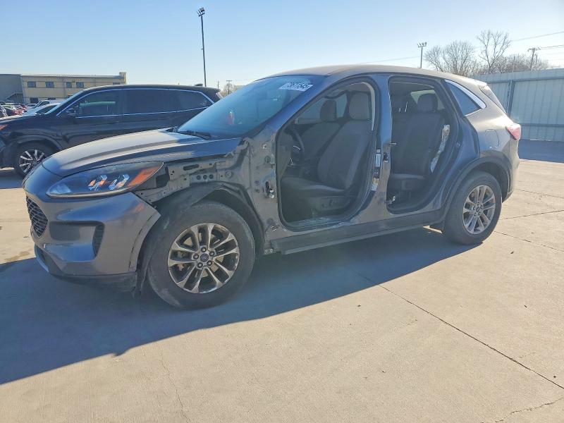 FORD ESCAPE SE 2021 with VIN 1FMCU0G65MUA09671 - Photo from auction