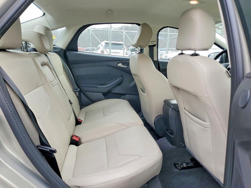 Photo 10 from auction – 2015 FORD FOCUS with VIN 1FADP3J29FL227098