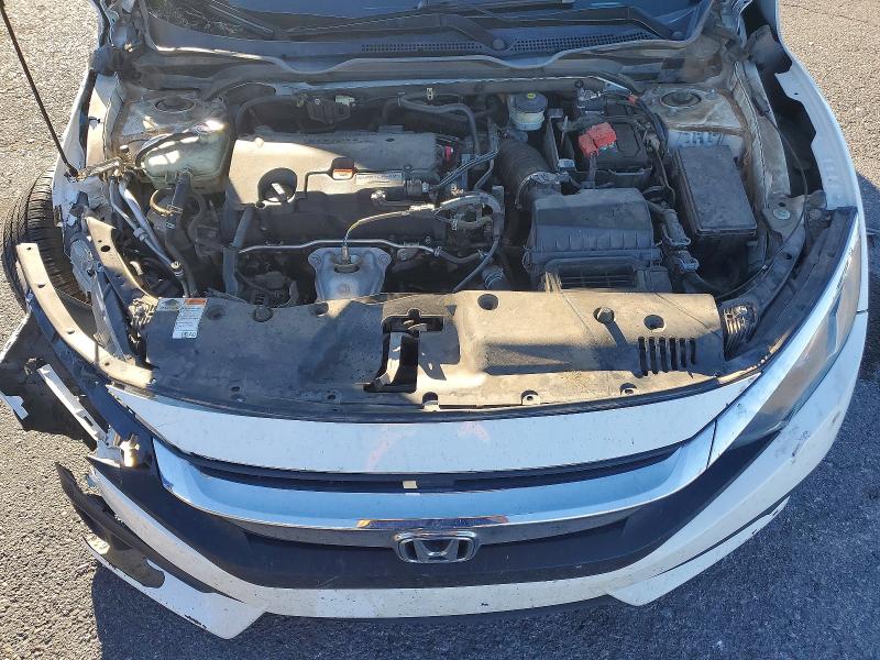 Photo 11 from auction – 2017 HONDA CIVIC LX with VIN 19XFC2F60HE021992