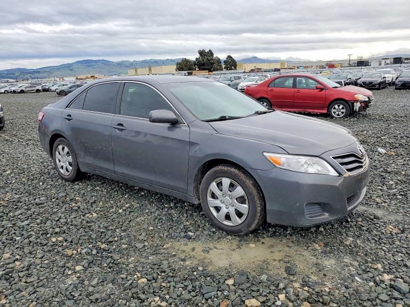 Photo 4 from auction – 2011 TOYOTA CAMRY BASE with VIN 4T4BF3EK8BR096198