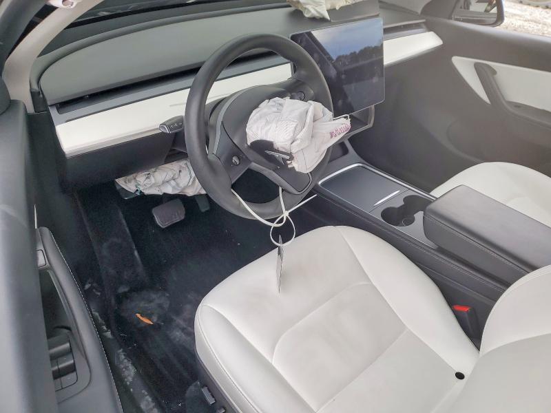 Photo 8 from auction – 2022 TESLA MODEL Y with VIN 7SAYGDEE3NF309953
