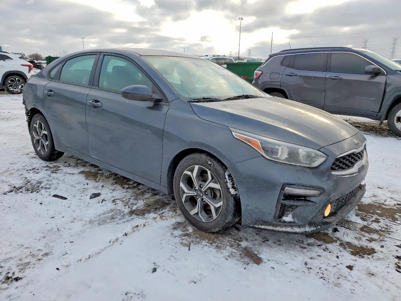 Photo 4 from auction – 2021 KIA FORTE FE with VIN 3KPF24AD8ME339647