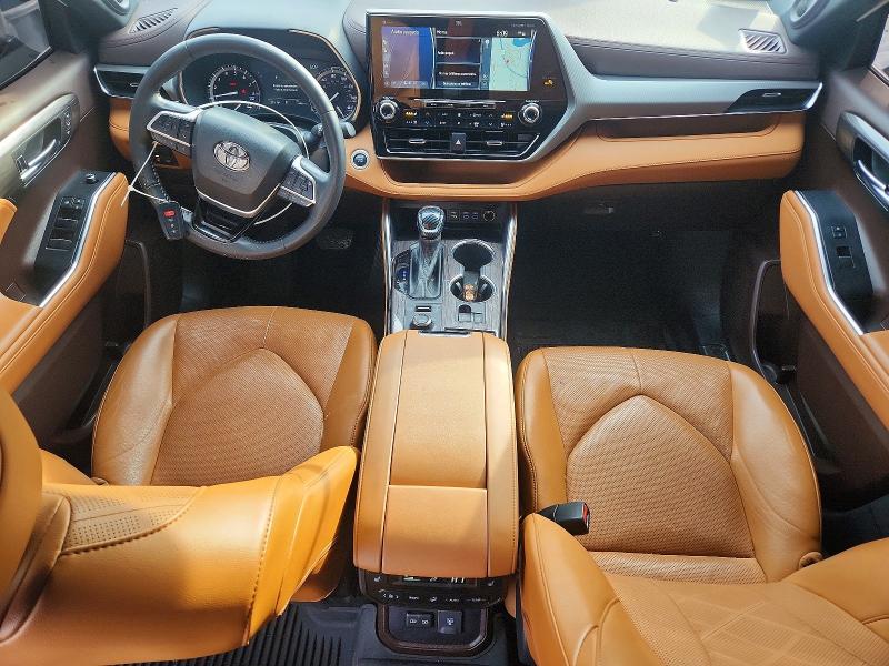 Photo 8 from auction – 2022 TOYOTA HIGHLANDER with VIN 5TDFZRBH7NS164406