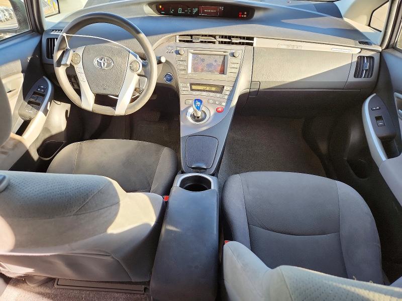 Photo 8 from auction – 2014 TOYOTA PRIUS PLUG with VIN JTDKN3DP6E3053116