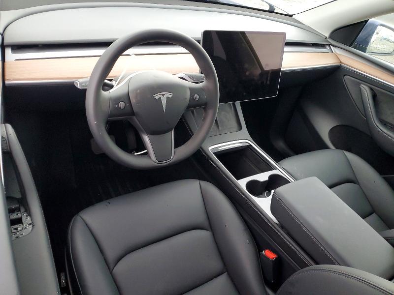Photo 8 from auction – 2025 TESLA MODEL Y with VIN 7SAYGAEEXSF297083