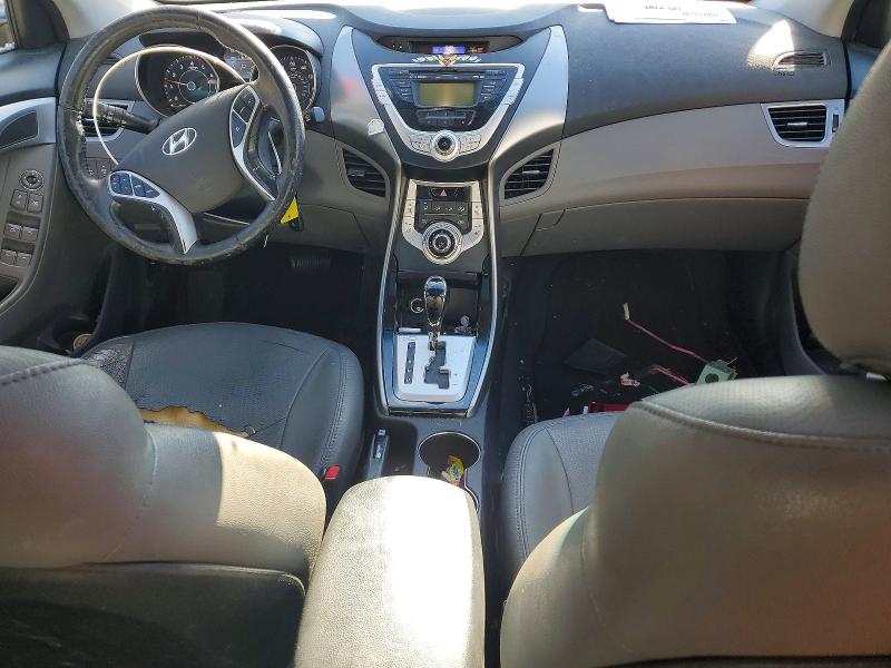 Photo 8 from auction – 2012 HYUNDAI ELANTRA GL with VIN 5NPDH4AE3CH110768