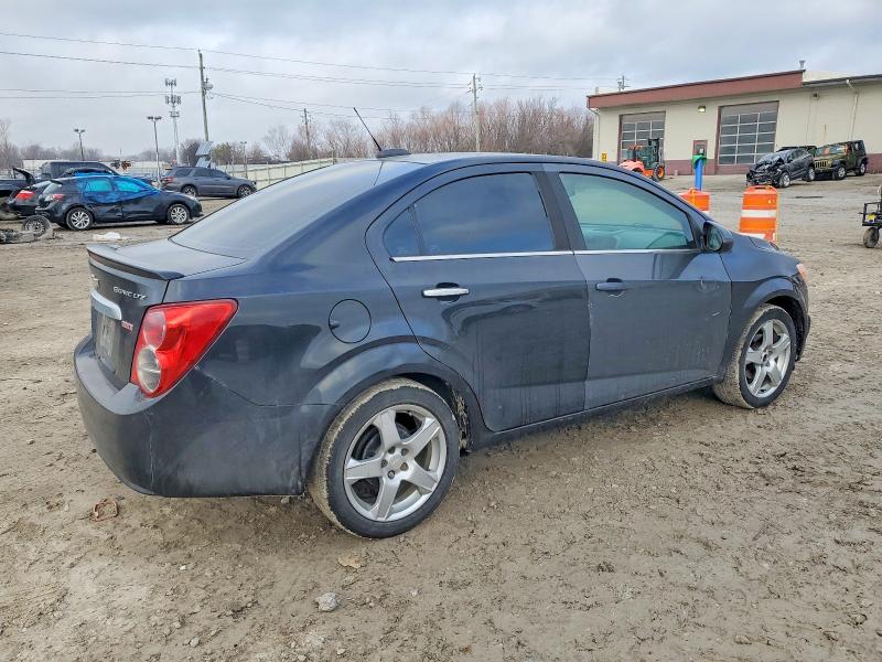 Photo 3 from auction – 2015 CHEVROLET SONIC LTZ with VIN 1G1JE5SB4F4125210