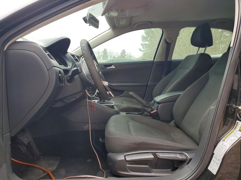 Photo 7 from auction – 2015 VOLKSWAGEN JETTA with VIN 3VW2K7AJ1FM314116