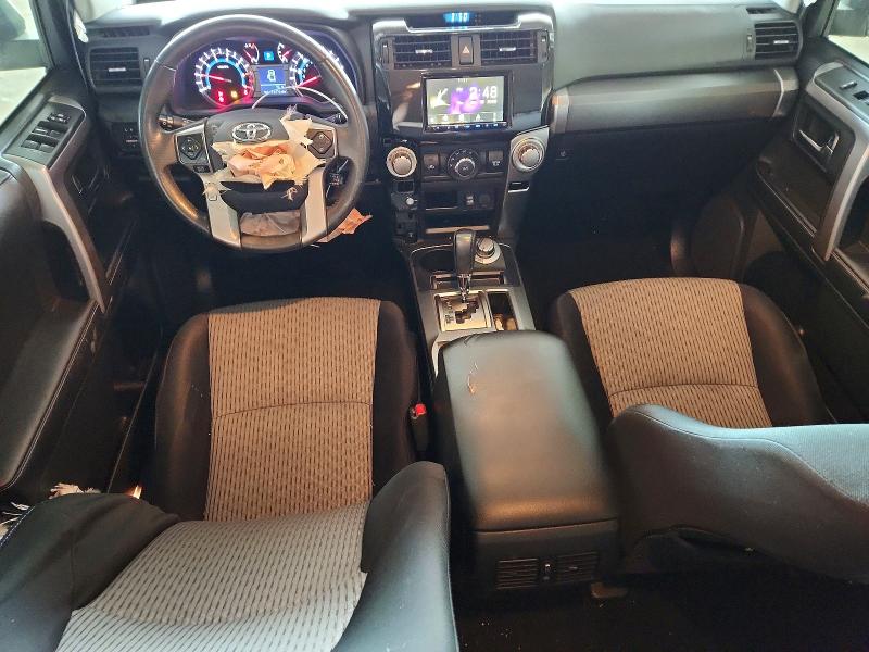 Photo 8 from auction – 2018 TOYOTA 4RUNNER SR with VIN JTEBU5JR0J5604588