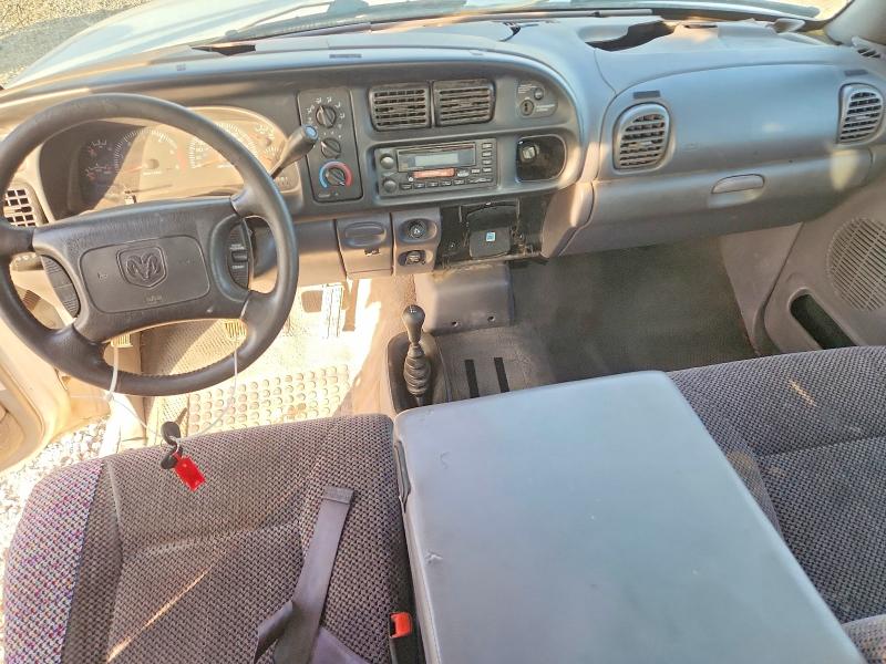 صورة رقم 8 من المزاد - 2000 DODGE RAM 1500 مع VIN 1B7HF13Z2YJ123404