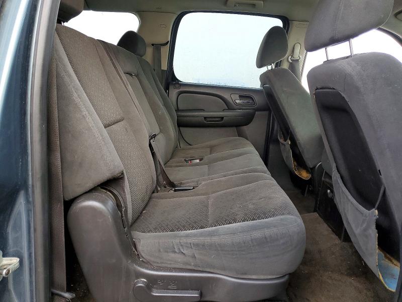 Photo 11 from auction – 2008 CHEVROLET SUBURBAN with VIN 3GNFC16J78G198663