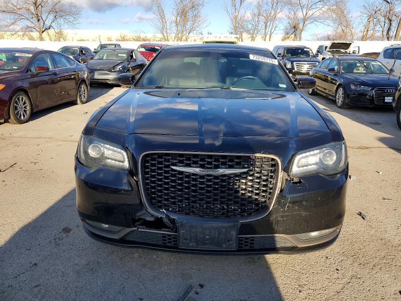 Photo 5 from auction – 2016 CHRYSLER 300 S with VIN 2C3CCAGG8GH270679