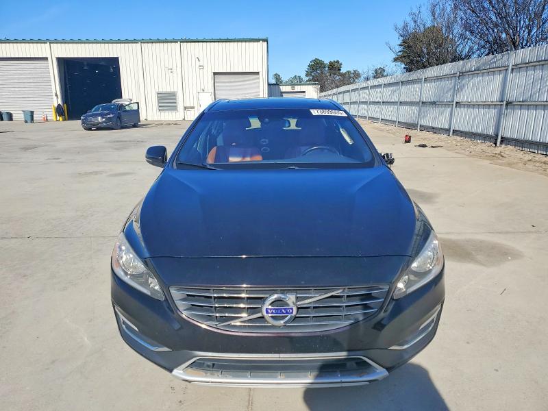 Zdjęcie 5 z aukcji – 2015 VOLVO V60 PREMIE z VIN YV140MEB0F1186803