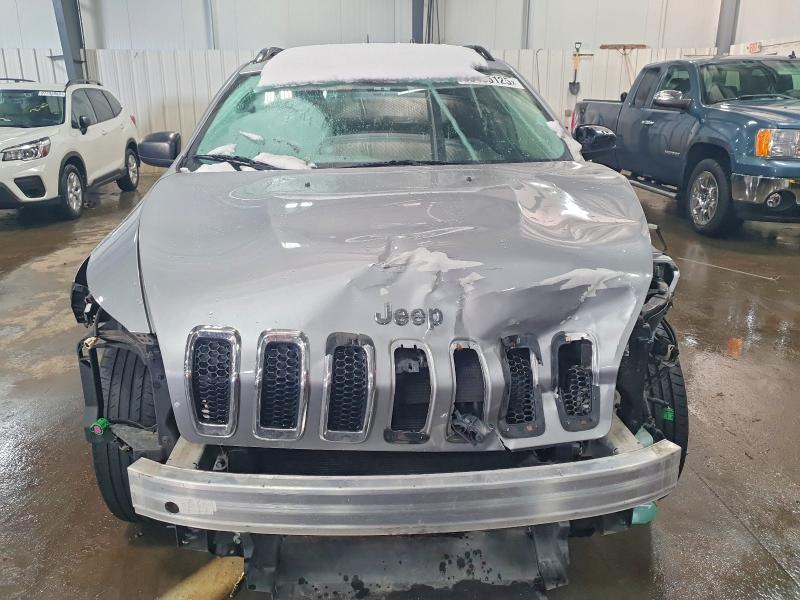 Photo 5 from auction – 2016 JEEP CHEROKEE S with VIN 1C4PJMAB2GW148144