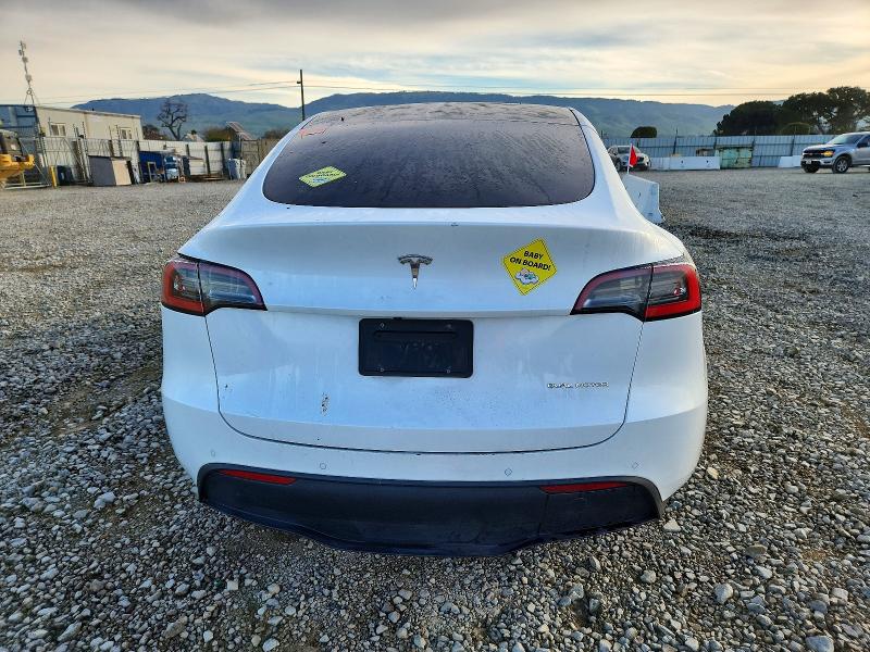 Photo 6 from auction – 2021 TESLA MODEL Y with VIN 5YJYGDEE2MF096683