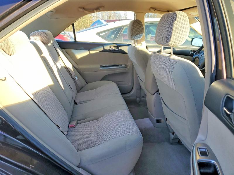 Photo 10 from auction – 2003 TOYOTA CAMRY LE with VIN JTDBF32K730110751